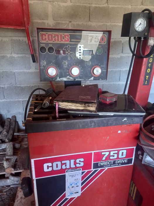 Maquina montar e calibrar pneus
