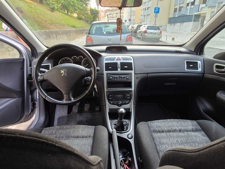Peugeot 307 – Excelente Estado / Poucos Quilómetros (153 000 km)