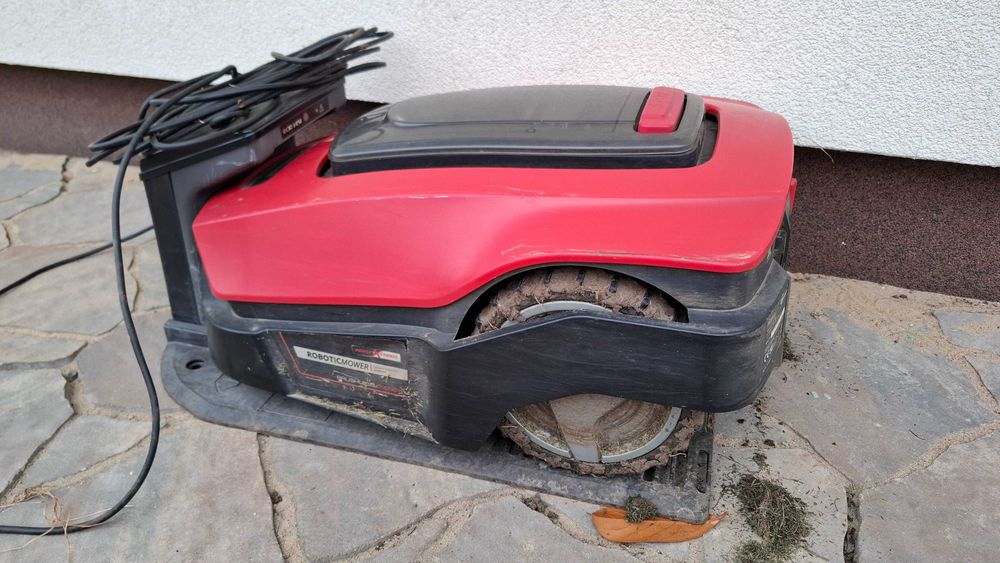 Robot koszący Einhell Freelexo 1200 LCD BT