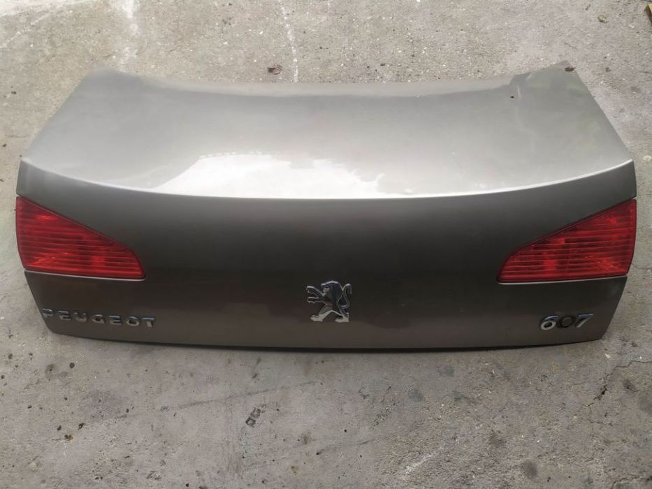 TAMPA DA MALA PEUGEOT 607