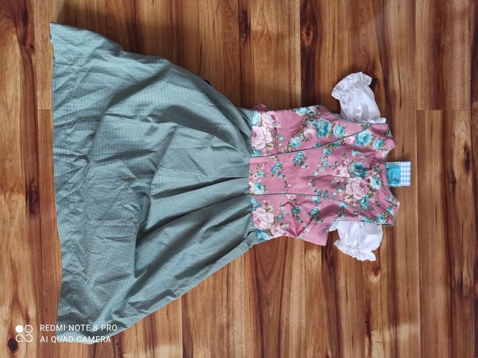 TRACHTT Sukienka bawaria rozm.34. NOWA!!!