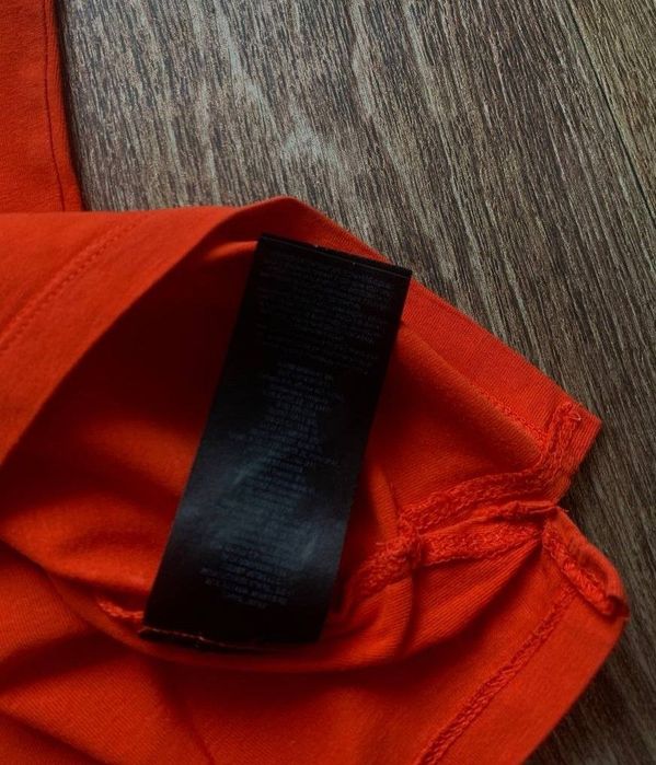 Жіноча футболка світшот худі лонгслів Guess розмір М