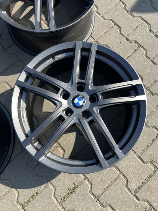 5/112 R19 Диски BMW G30 , i X3 , G01 / Audi E-Tron , Q5 , Q3