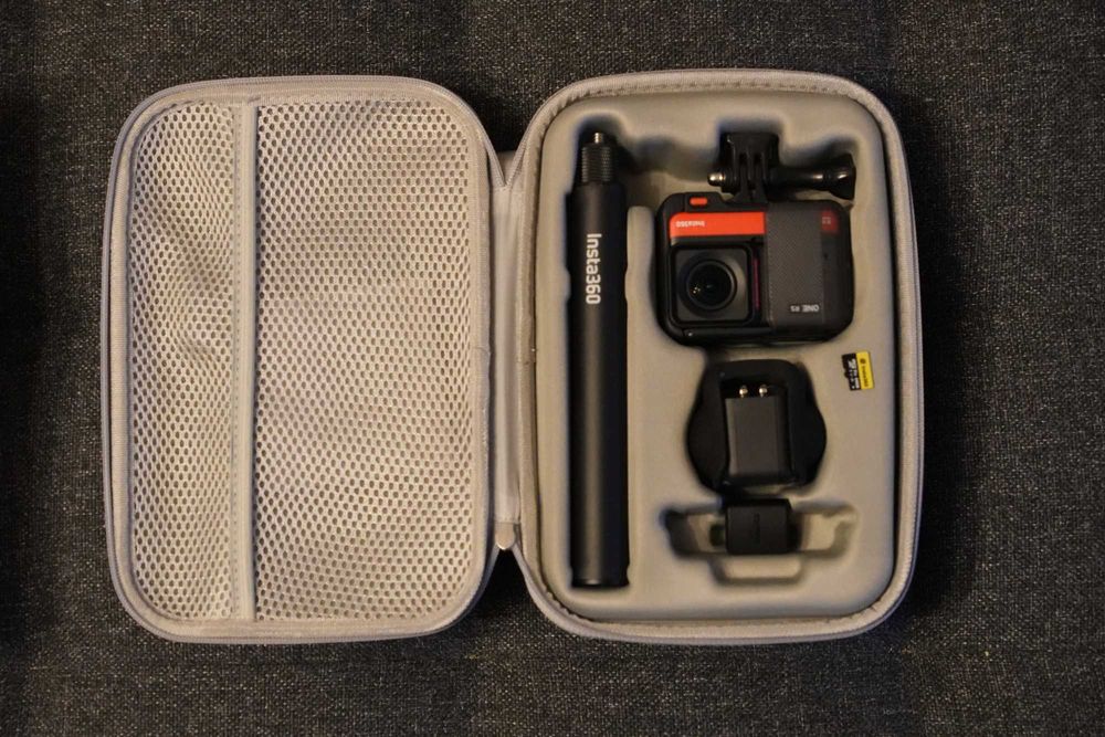 Insta360 ONE RS Twin Edition - kamera sportowa 360 / 4K