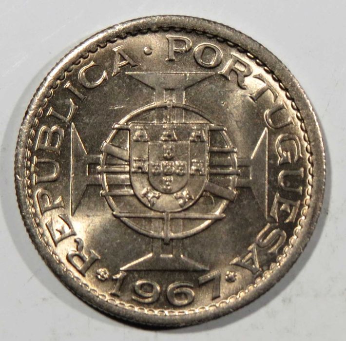 Ex-Colónias Portuguesas * Moeda Angola - 2,5 Escudos 1967 / Soberbo