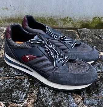 Ambitious Premium Sneakers – Design Português – Tam. 42(Como Novos)