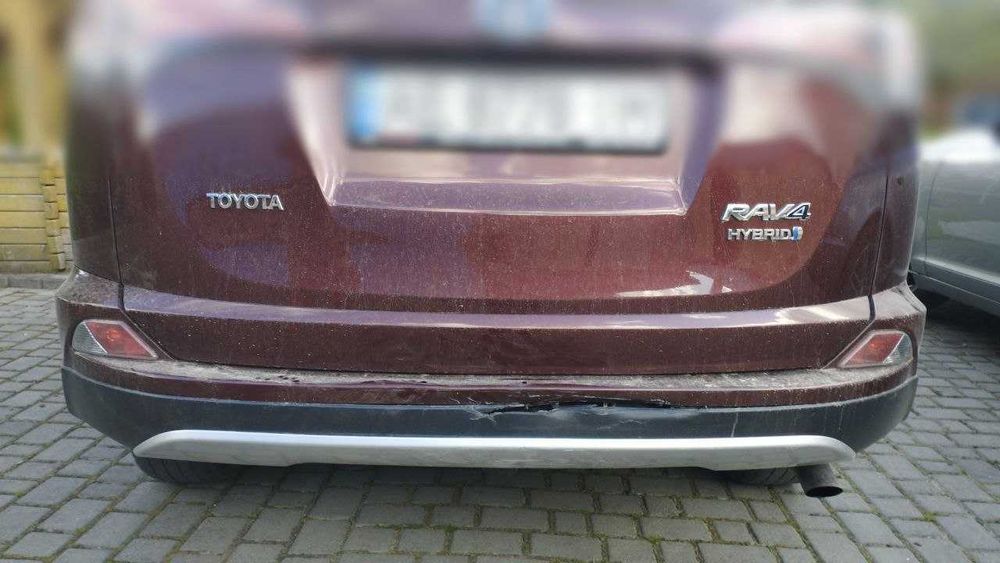 Бампер від автомобіля Toyota rav4