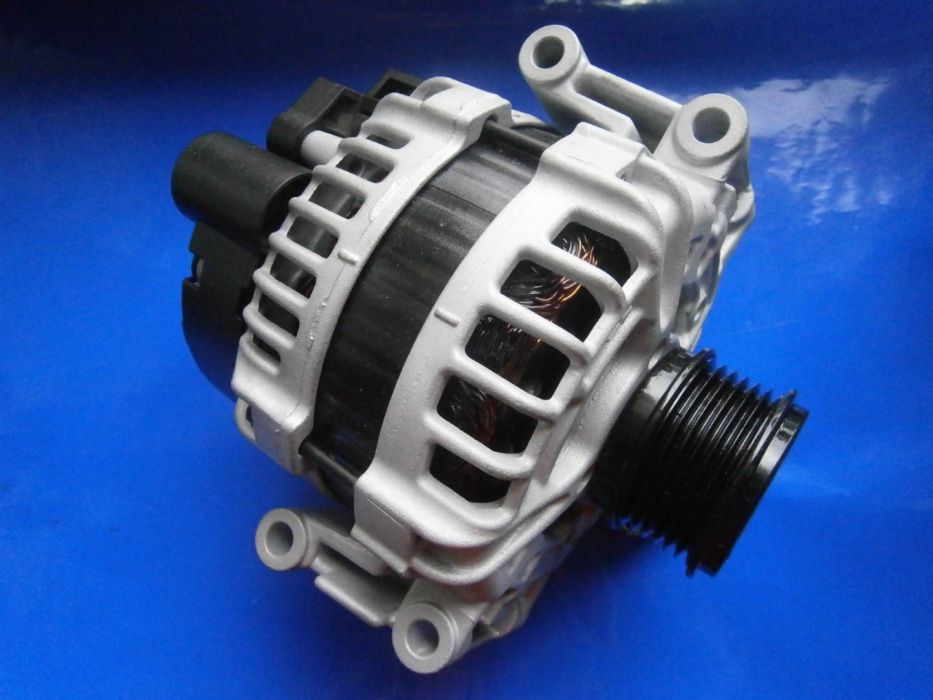 Alternator Audi a4 B9 2.0 TFSI Q5 2.0 TFSI -BOSCH