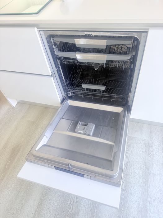 Máquina de Lavar Loiça de Encastre TEKA DW9 70 FI – Funciona | Ideal para Reparação