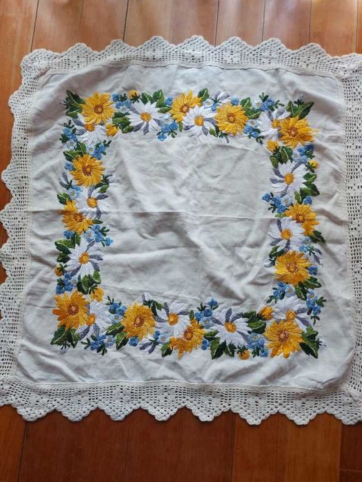 Toalha com Renda em Crochê