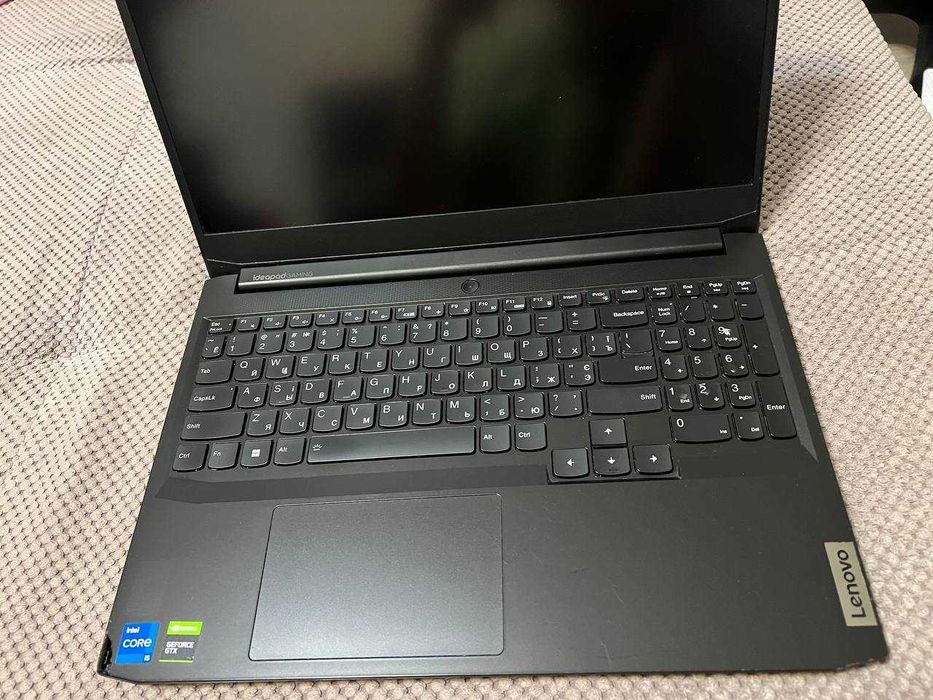 Игровой ноутбук Lenovo Gaming 3 15IHU6. Торг