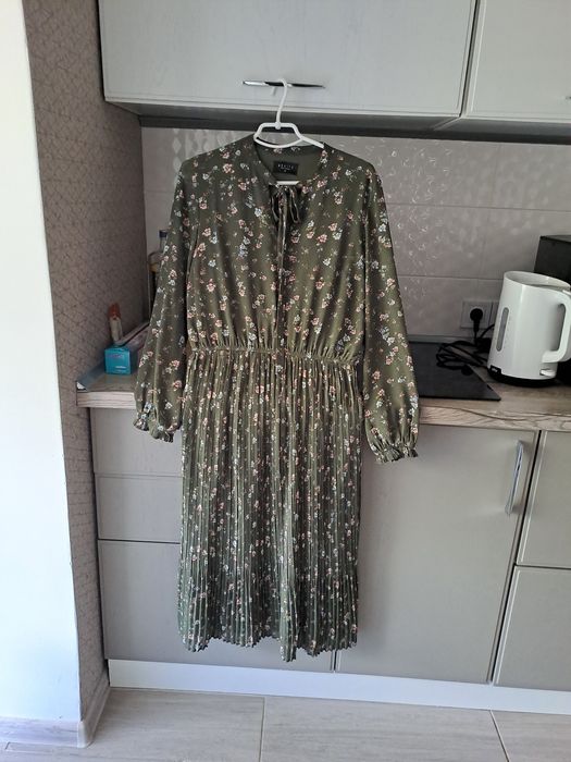 Сукня вiд бренду  Mohito