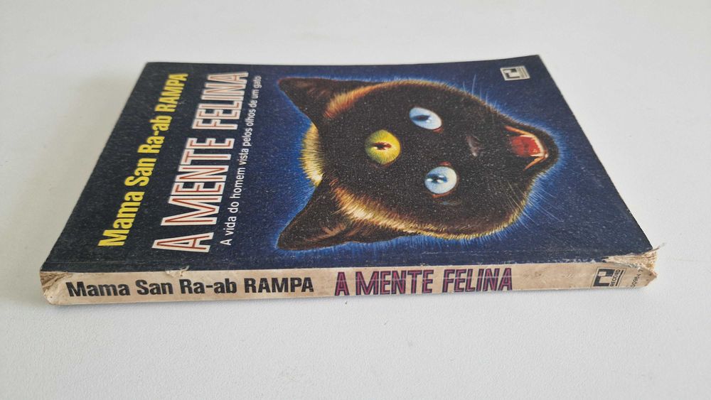 Livro "A Mente Felina" por Mama San Ra-ab Rampa