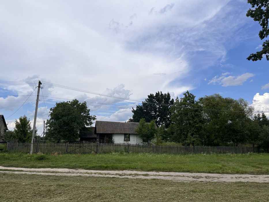 Продам земельну ділянку в центрі села Пили (Львівський район)