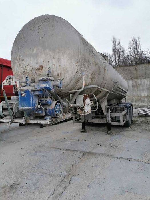 Продам цементовоз НПЦ
