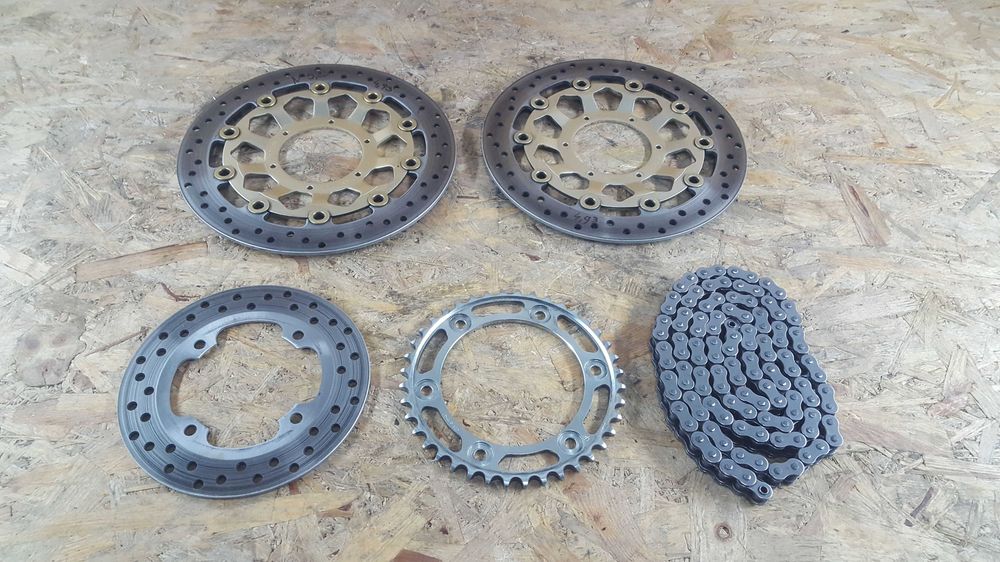 CBR1000rr chlodnica kolektor przelacznik set podnozek dzwignia 04-05r