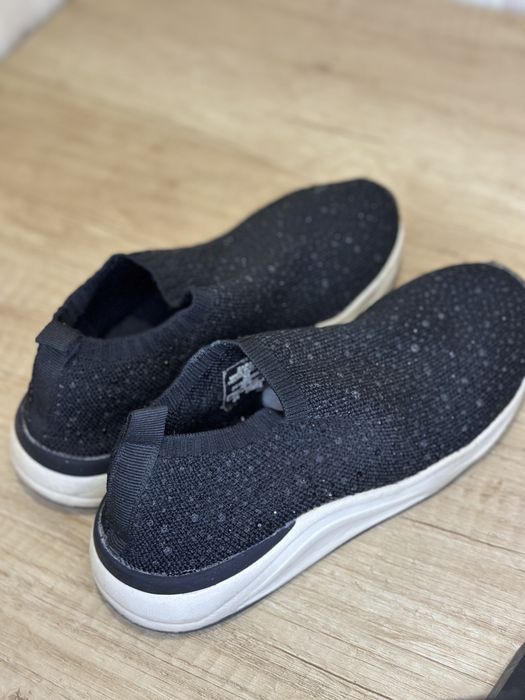 ПРОДАМ кросівки дитячі б/у