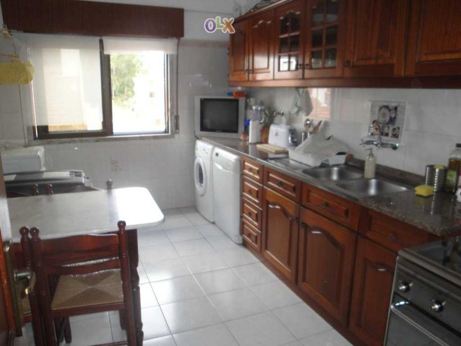Apartamento T1 para Arrendamento em Agualva-Cacém