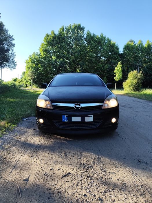 Opel astra GTC sport van
