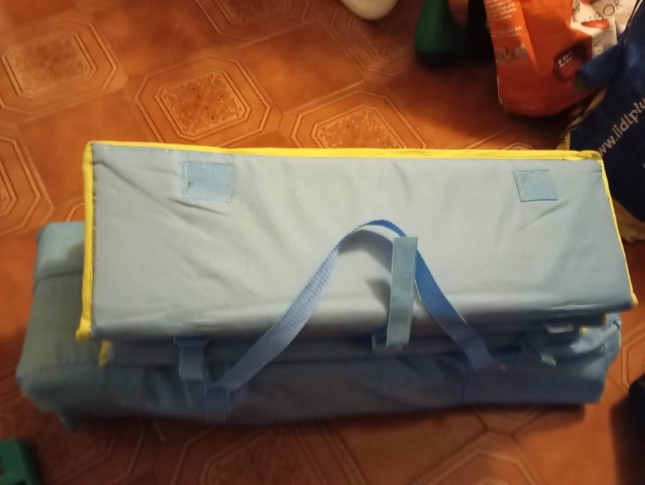 Cama de viagem com saco