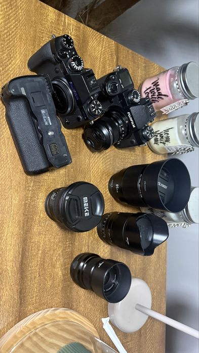 Maquinas fuji xh1 e xt2 e objetivas  e baterias