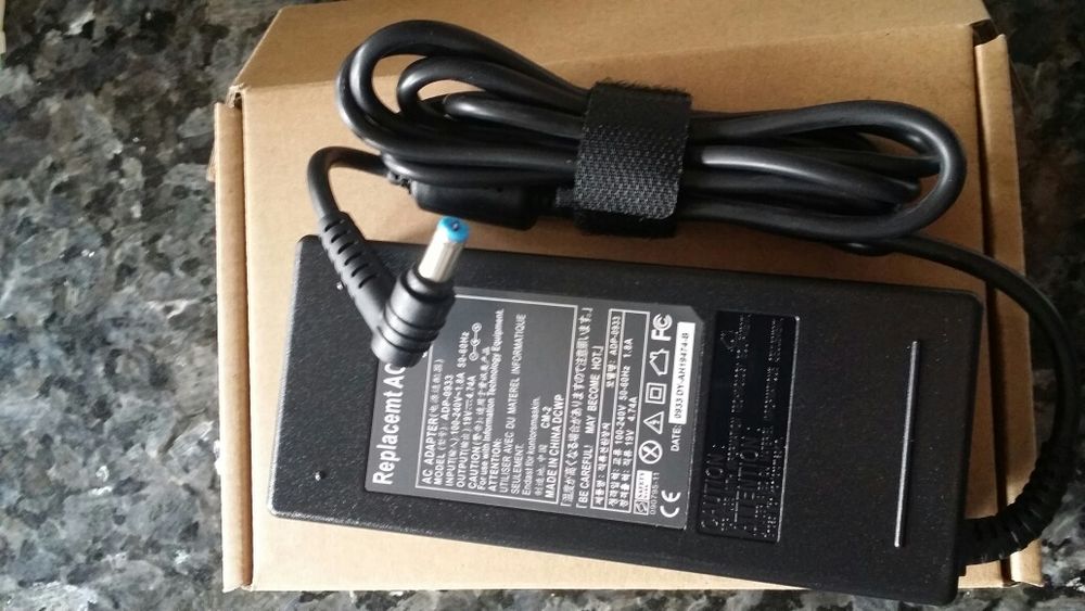 Vendo carregadores novos para acer