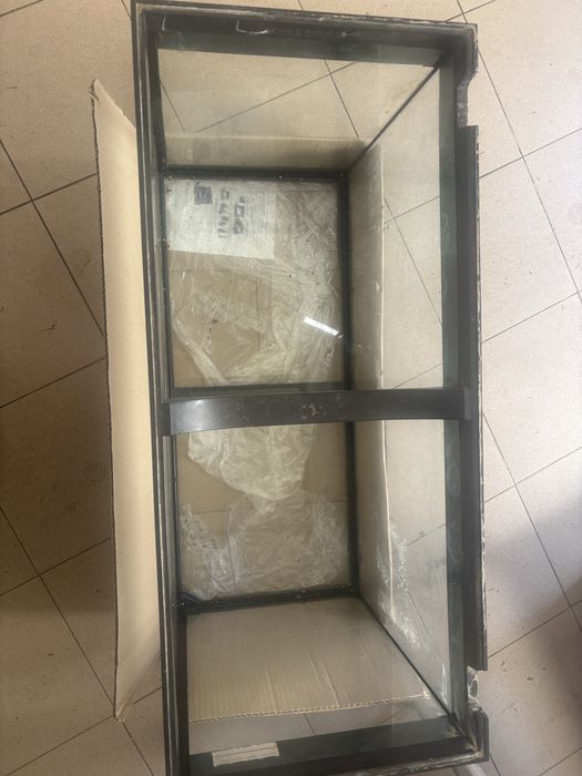 Продам аквариум б/у