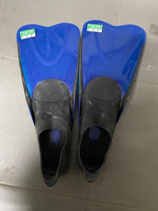 Vendo barbatanas mergulho/snorkeling e pés de pato para bodyboard