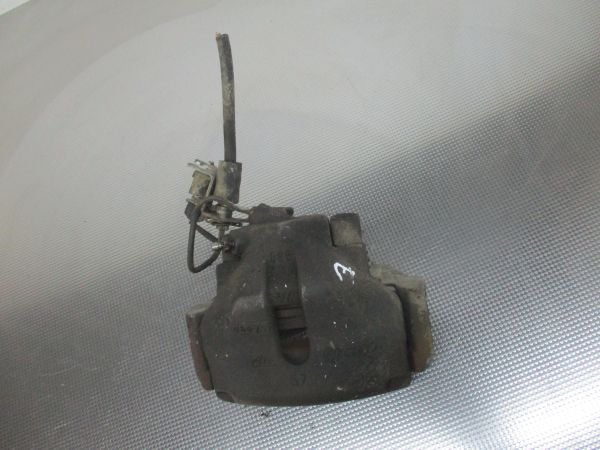 Pinça travão / maxila de travão frente esquerda VOLKSWAGEN Passat (3B3