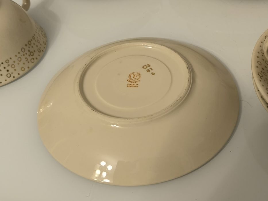 Bulionówki że spodkiem Chodzież Fajans PRL New Look