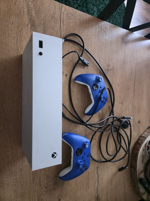 Xbox series S 512 gb Stan bdb!