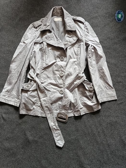 Продам женскую куртку.