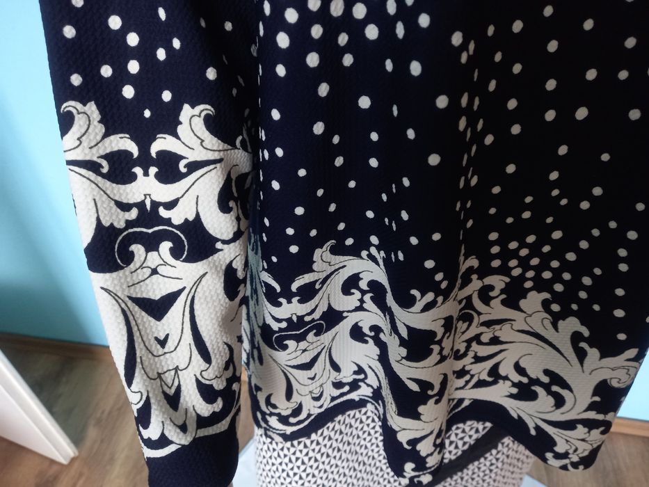 Bluzka XXXL granat biały 46 długi rękaw kropki kwiatki