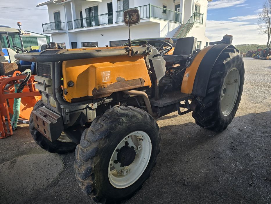 Trator Renault 80 Frutetto