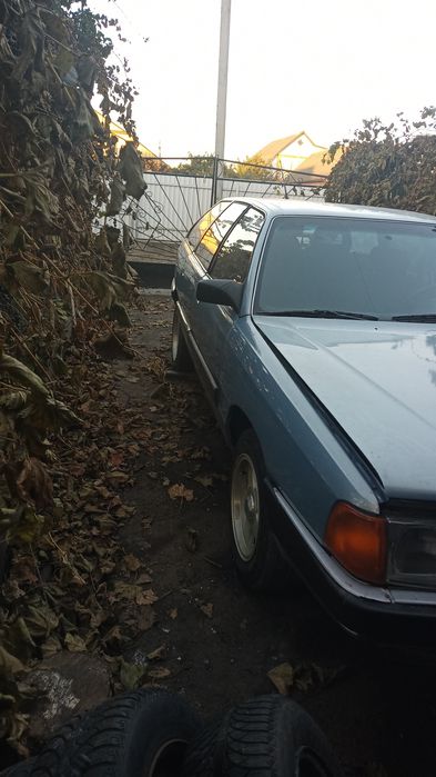 Ауді 100  С3 продам