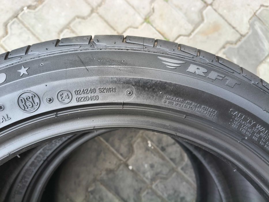 Lato Bridgestone 245/45 R17 5mm