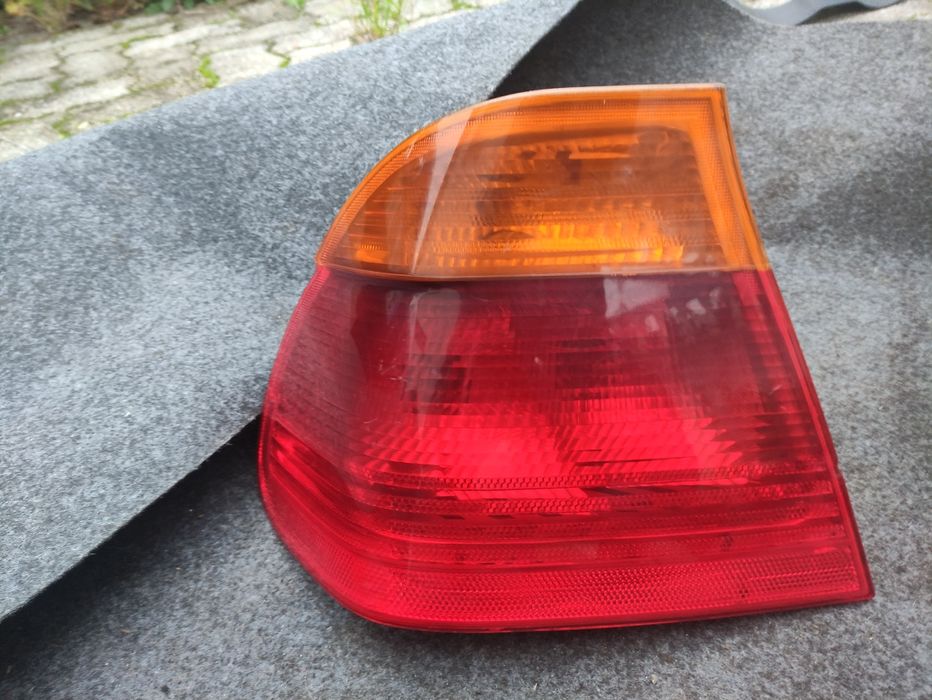 Faróis traseiros e Ótica direito BWM Série 3 1999{Originais}