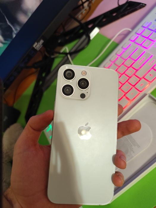 iPhone 16 Pro Max — новий / ОС:Android / 1000GB