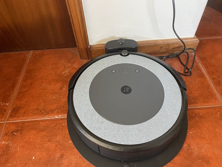 iRobot Roomba i5
