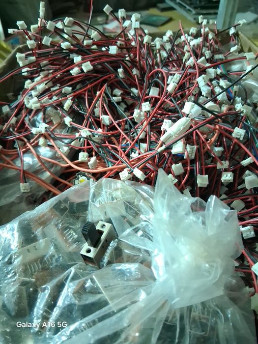 Sucata  eletrónica -Avariados