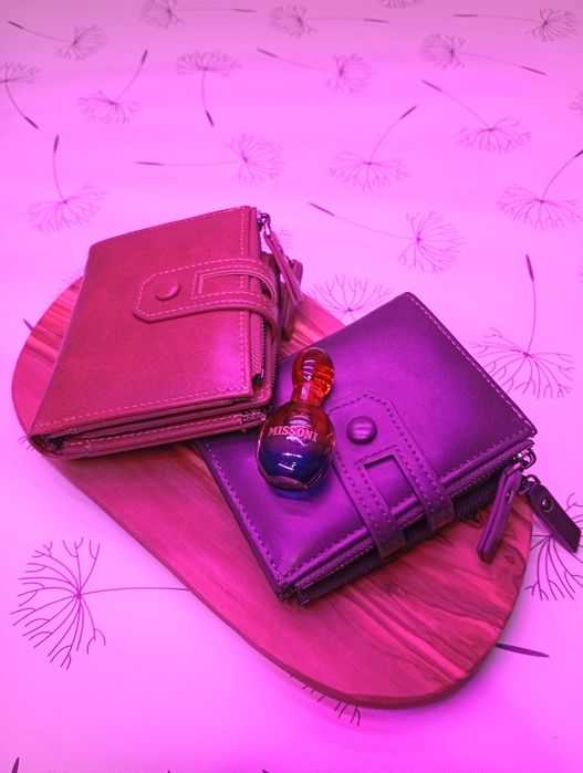 Жіноча сумка-рюкзак  (чорна), дешеві гаманці!