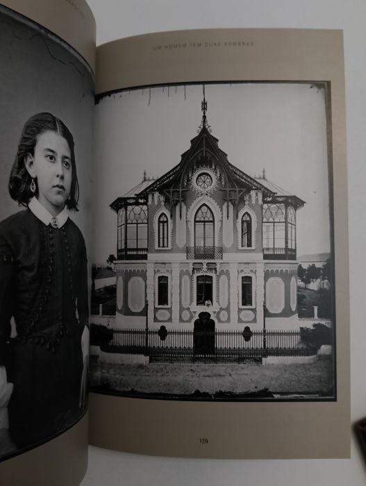 Carlos Relvas, Um Homem tem duas Sombras, com 264 páginas, estado novo