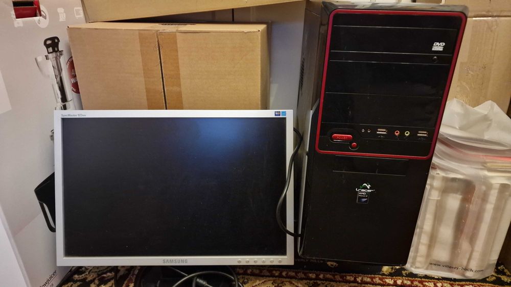 Komputer PC i monitor SAMSUNG SyncMaster 923NW używane