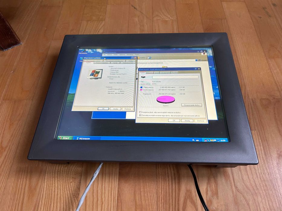 Komputer Przemysłowy Panelowy Advantech TPC-1570, Panel
