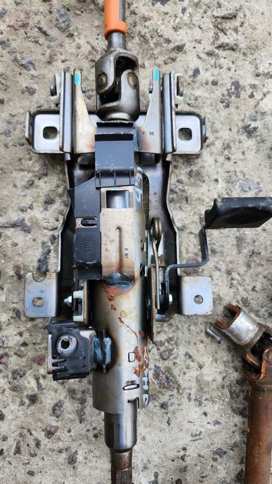 Рулева колонка,кермовий механізм  Пежо Peugeot 206 207 307 308
