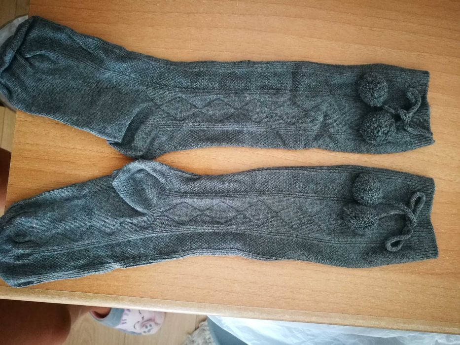 Meias pelo joelho com laço ou pompom NOVAS!