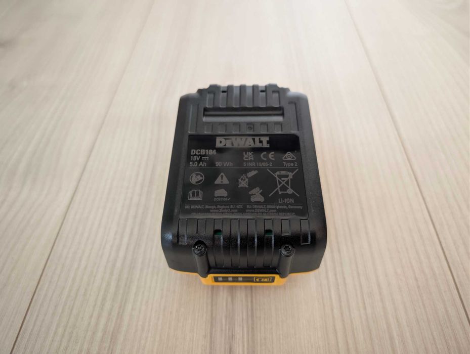 Akumulator DeWalt DCB184 18V, 5 Ah, 90 Wh, nowy