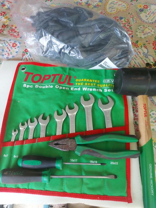 1 conjunto de Chaves de bocas marca toptul novo