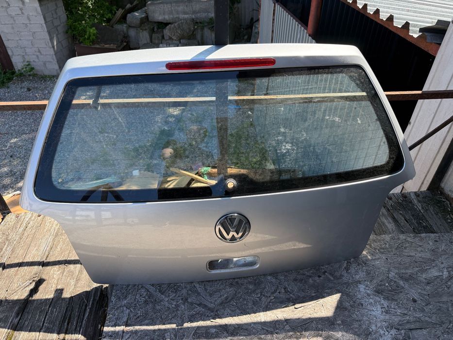 Крышка багажника Ляда VW Polo 3