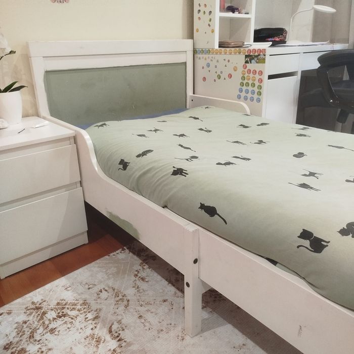 Cama criança Ikea com colchão
